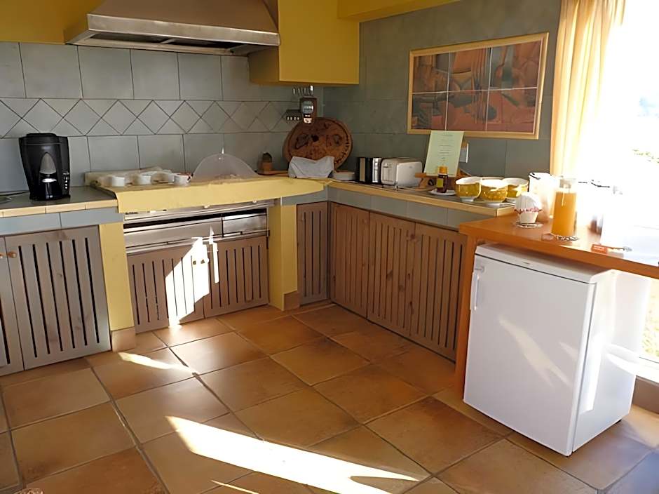 Thanda Vista B and B
