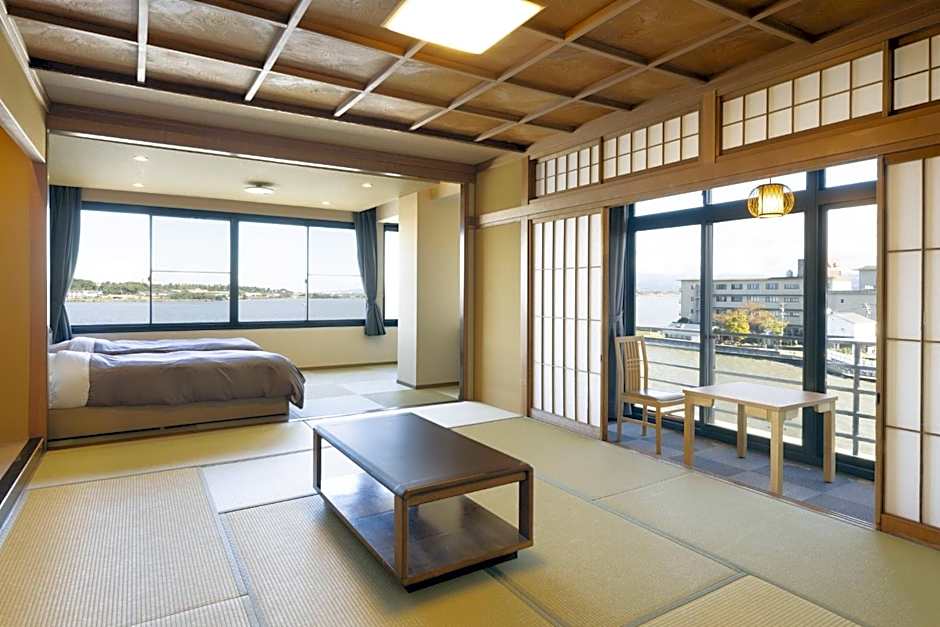 Ooedo Onsen Monogatari Premium Kaga Maruya