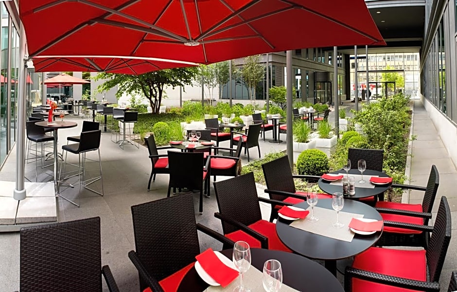 Park Inn by Radisson Brussels Centre Midi