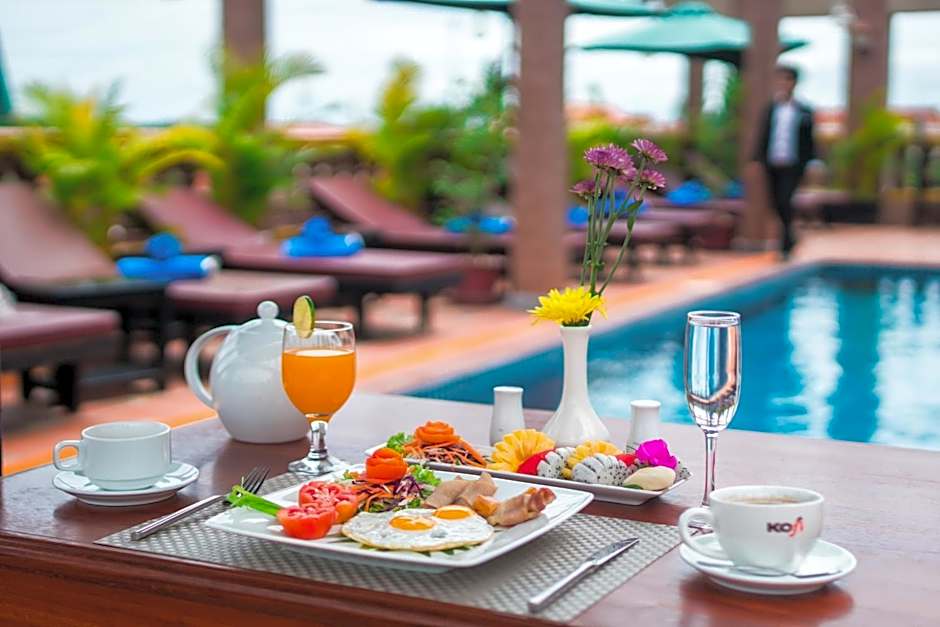 Hello Cambodia Boutique