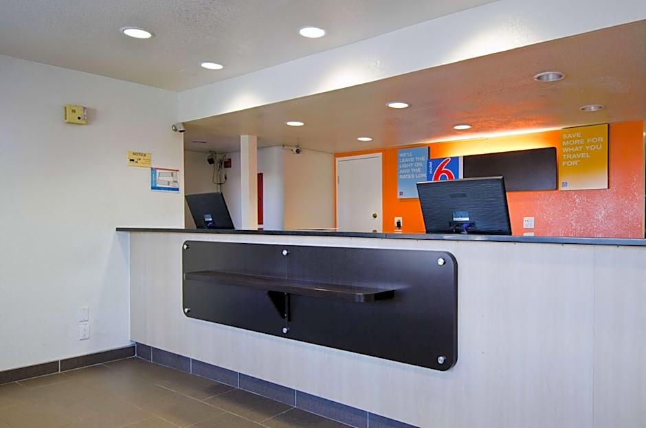 Motel 6-Camp Springs, DC - South Camp Springs