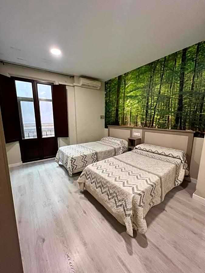 Hostal Viena Plaza Nueva