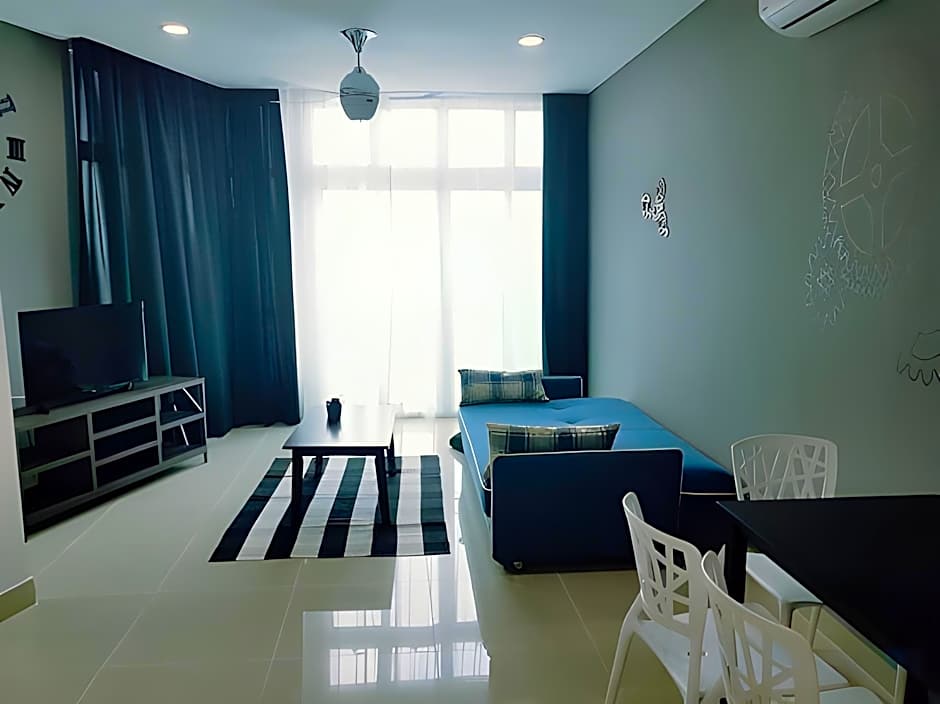 Holi 1Medini Suites Legoland