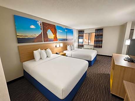 Studio Suite with Two Queen Beds - Non-Smoking