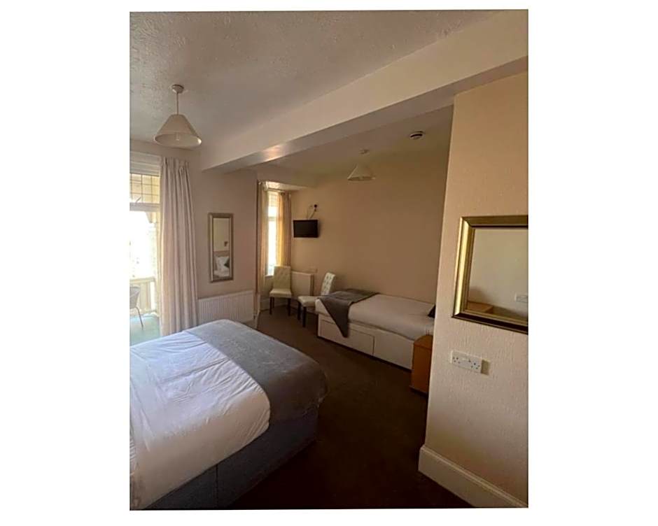 Bonair Hotel