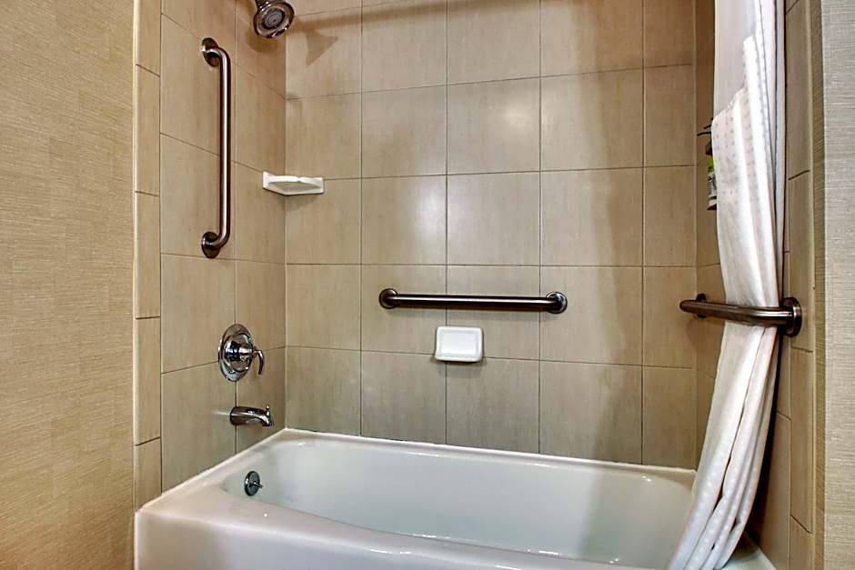 Holiday Inn Express Baltimore BWI Airport West By IHG