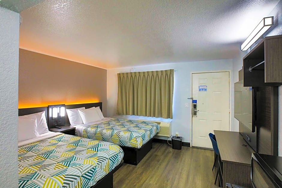 Motel 6-Sacramento, CA - Central