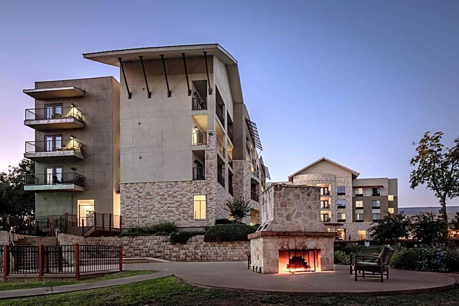 Courtyard by Marriott New Braunfels River Village