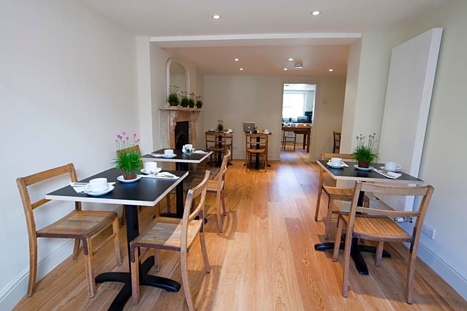 Kennington B&B – London