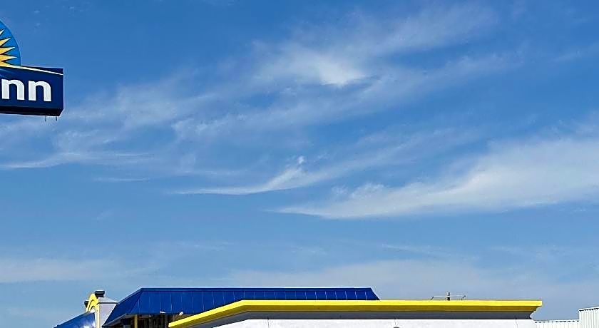 Days Inn by Wyndham Salina South