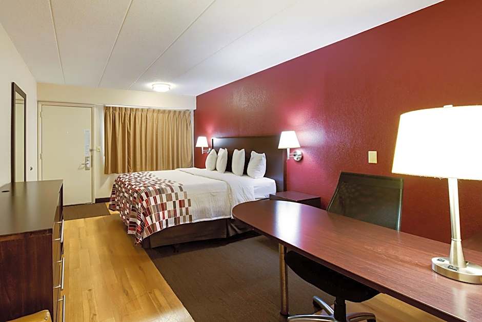 Red Roof Inn Grand Rapids Airport