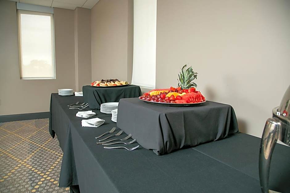 Holiday Inn Metairie New Orleans By IHG