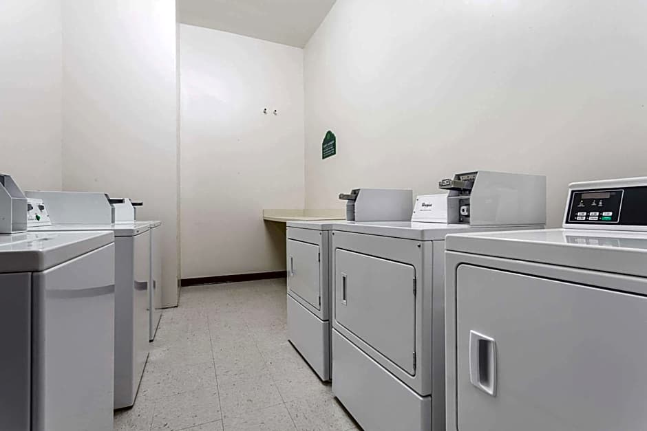 Wingate By Wyndham Chesapeake