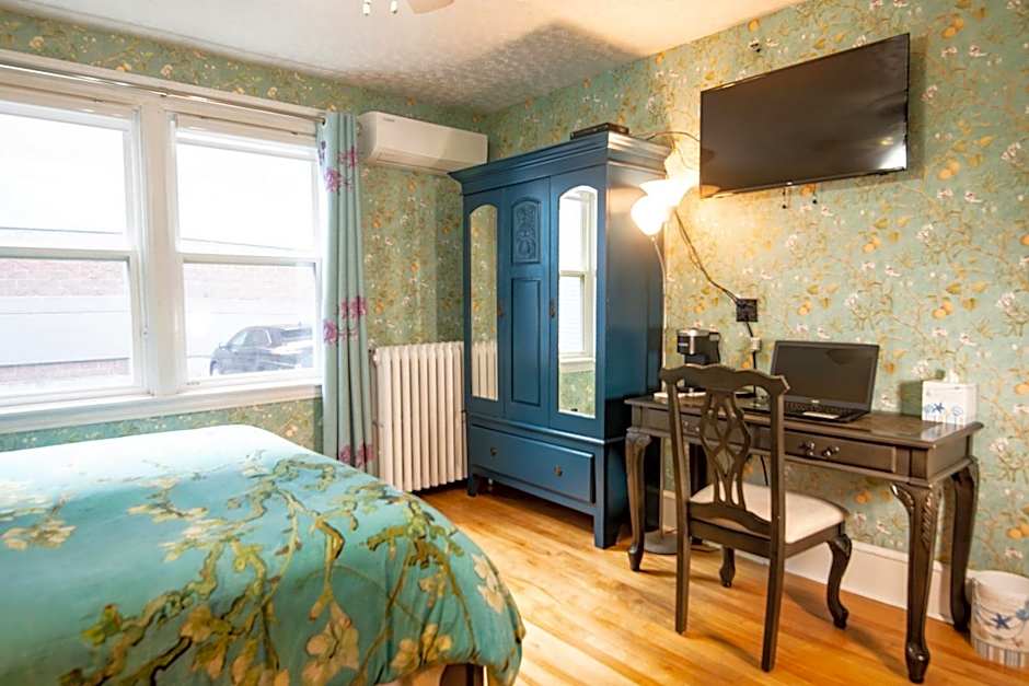 Prince Street Suites