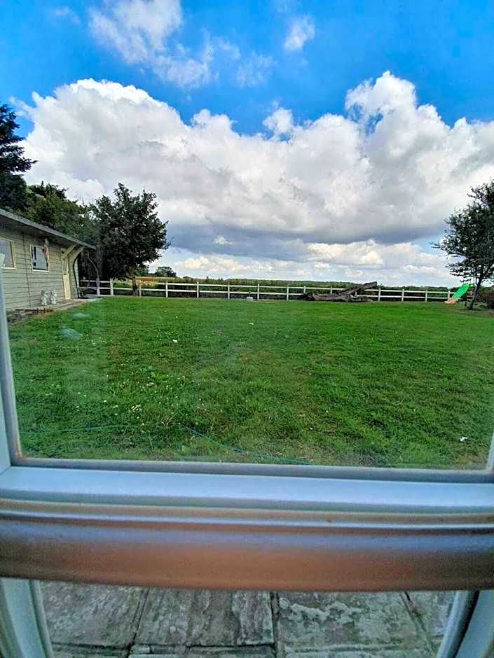 Old Thatch Bambers Green