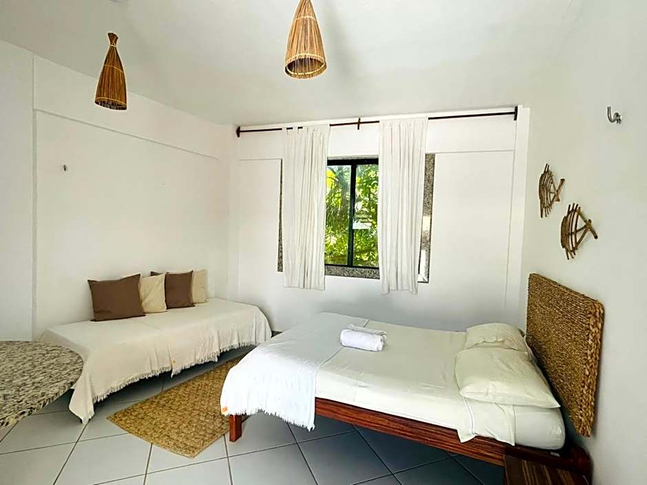 Casa Mar Suites