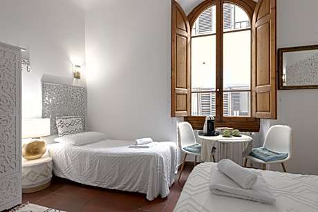 Double Room with Private External Bathroom
