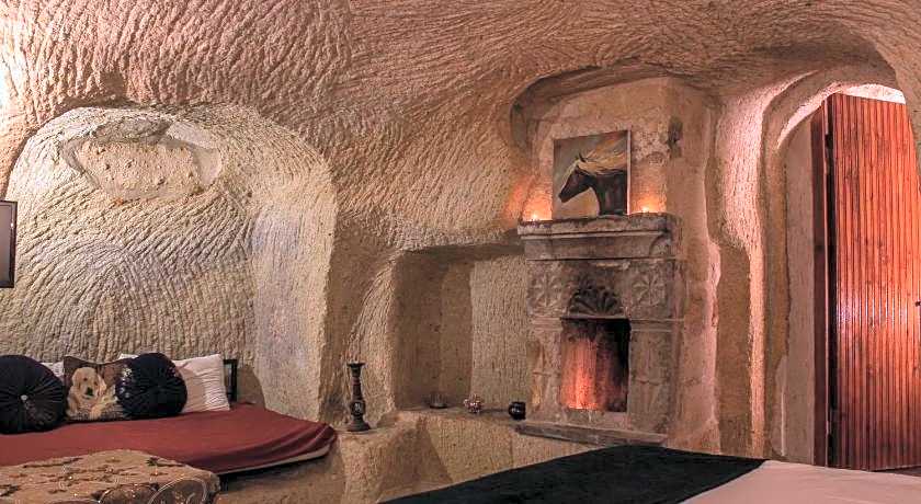 Cave Art Hotel