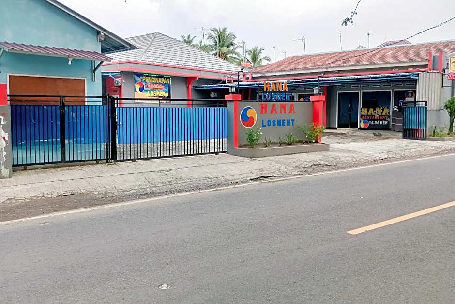 Hana Losmen RedPartner