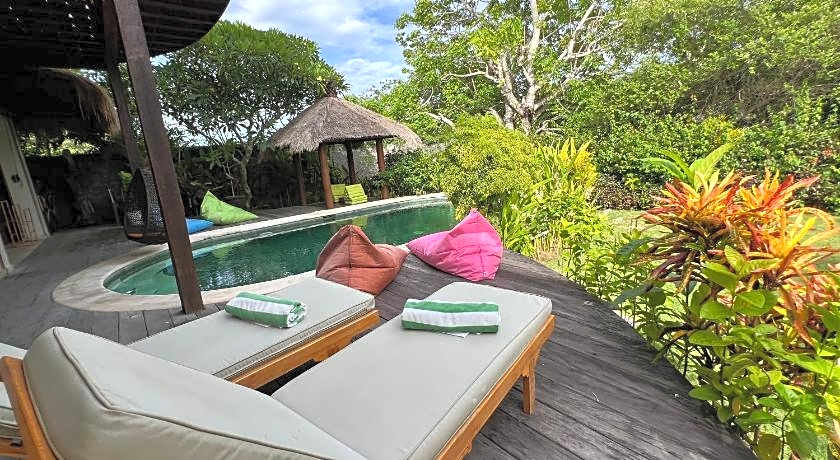 Breezy Point Villas