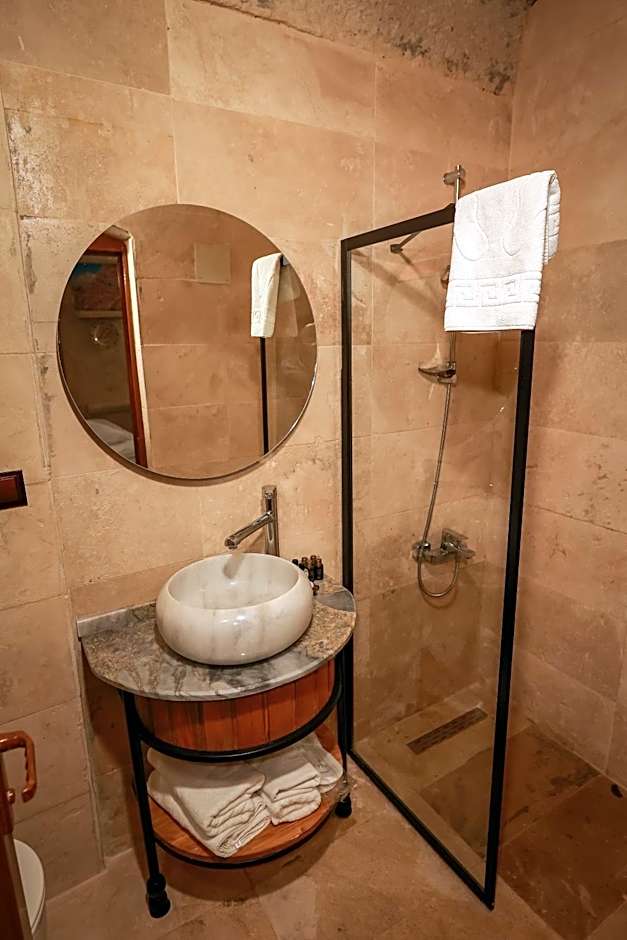 Mia Cappadocia Cave Hotel