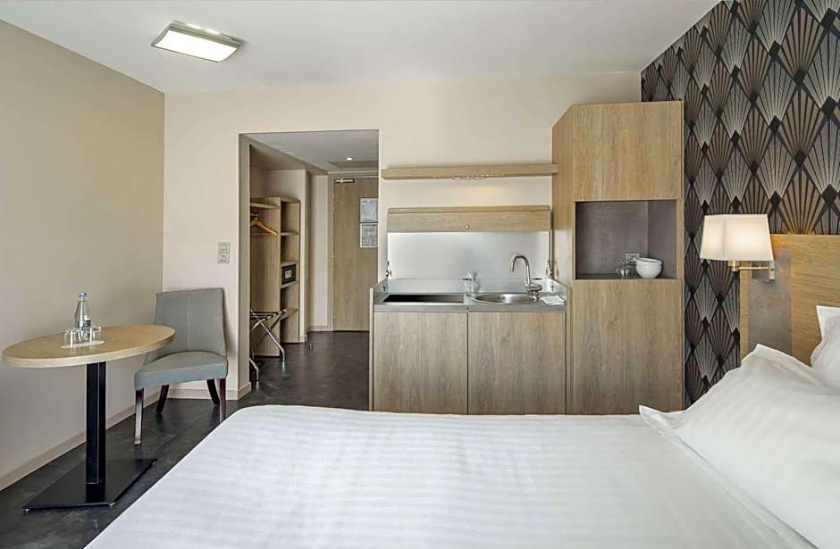 Best Western Les Aureliades