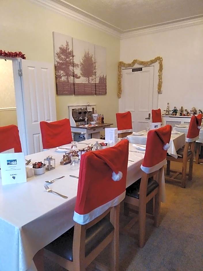 Llanwrtyd Hall B&B Angelis Holistic Retreat