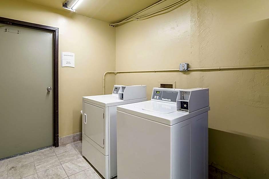 Quality Inn Coliseum
