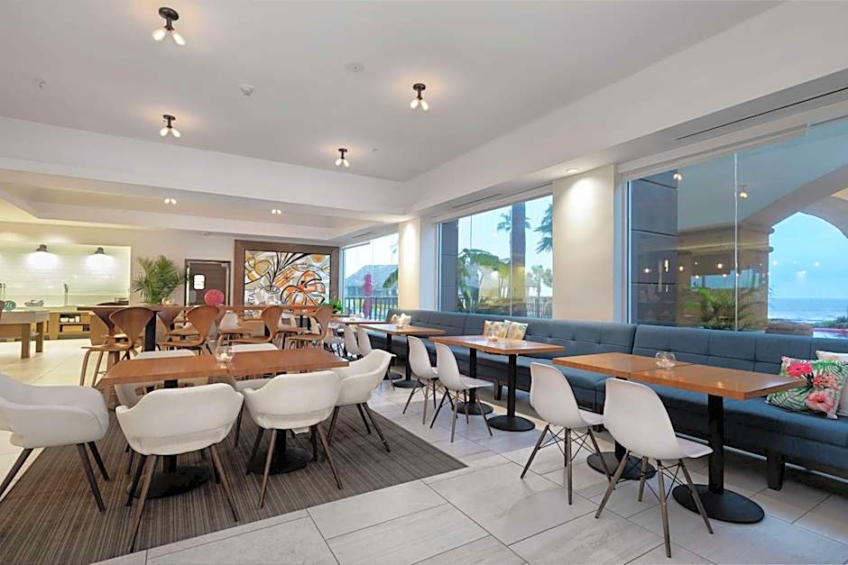 DoubleTree By Hilton Hotel Galveston Beach