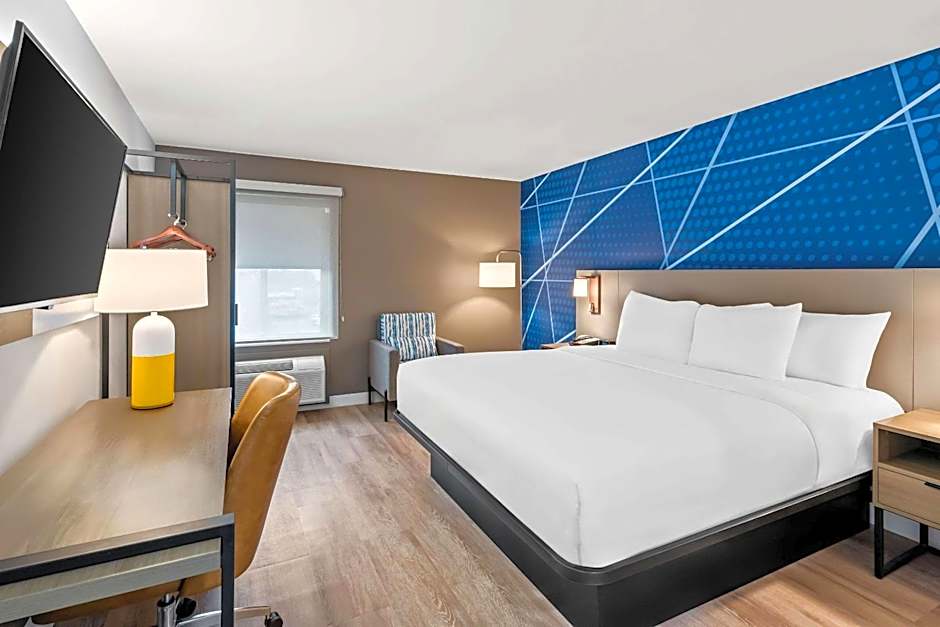 Comfort Inn & Suites Salt Lake City I-80 I-15 Downtown