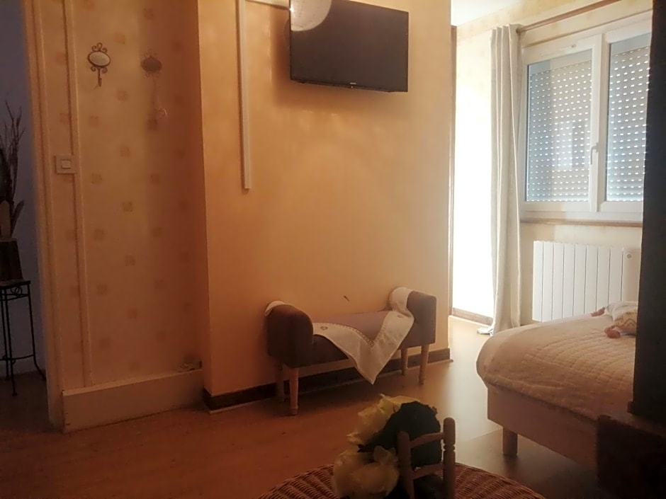 Maison D'hotes Les Vallees – Saint-Quentin-sur-le-Homme, IA