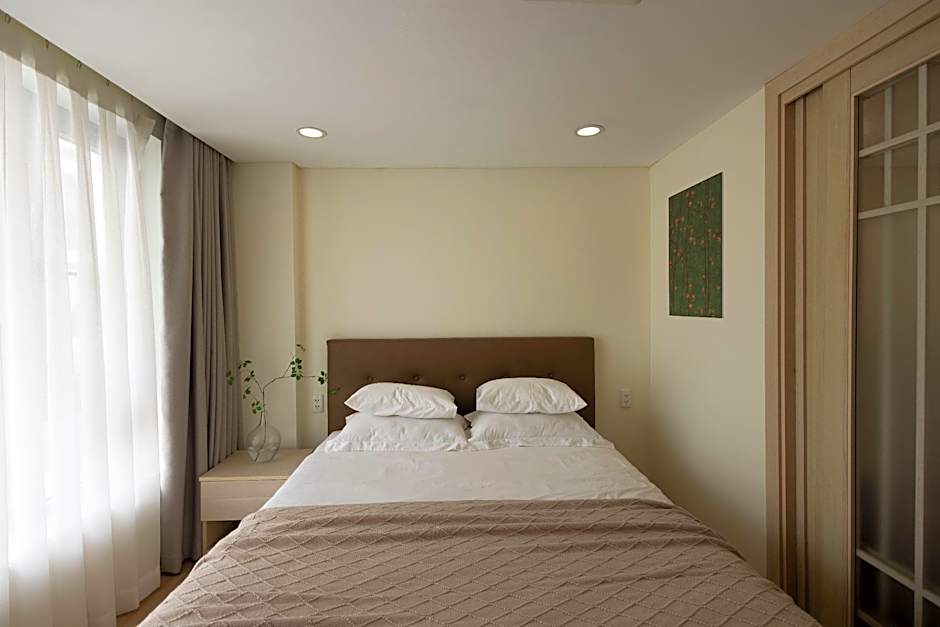 Signy House Hotel & Apartments