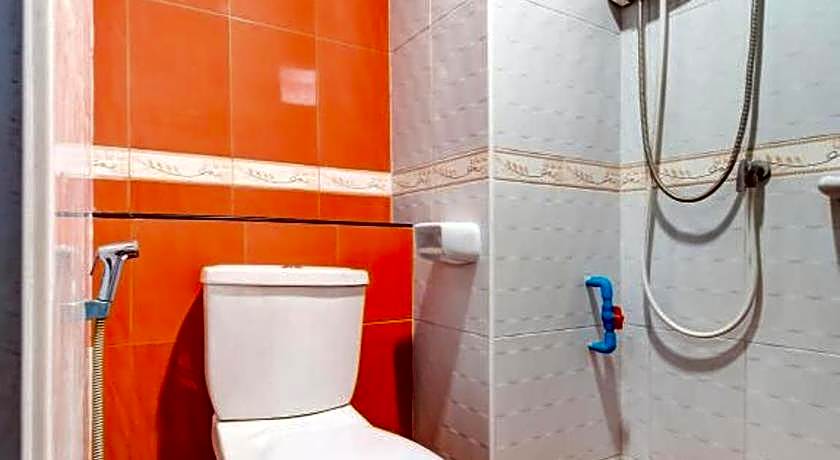 OYO 75337 Ponpaipan1