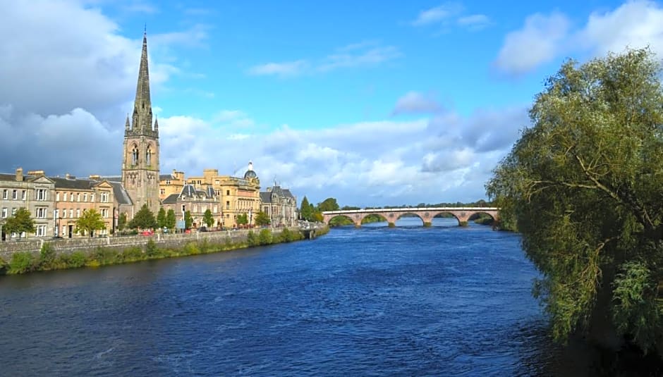 Grandeagles Extra large lodge