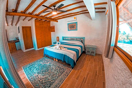 Suite with Terrace and Pool View