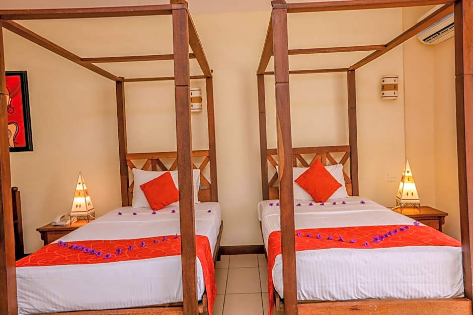 CityBlue Creekside Hotel & Suites