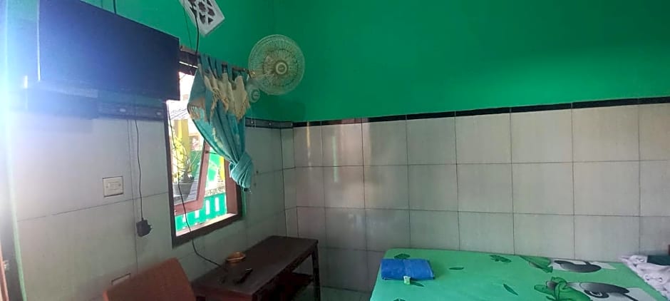 OYO Life 93010 Omah Bareng Syariah Sambisari