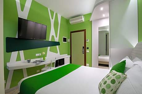 Classic Double Room with Balcony