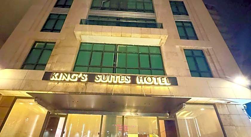 King Suites Hotel