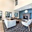 Days Inn & Suites by Wyndham Thunder Bay