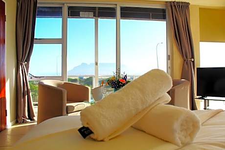 Queen Room with Sea View