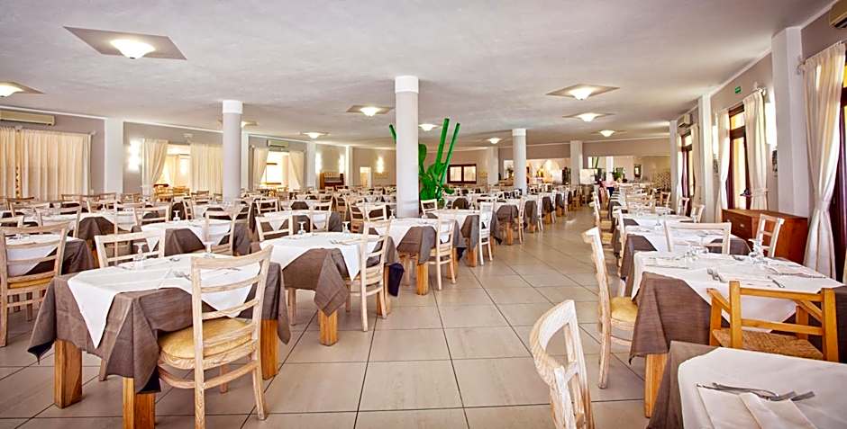 Hotel Club & Village Cala Fiorita