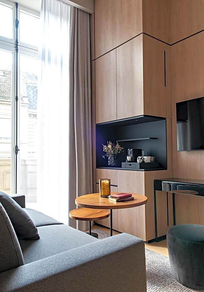 Hôtel LÉONOR the place to live