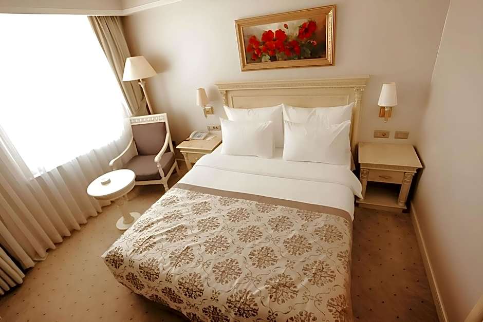 Demir Hotel