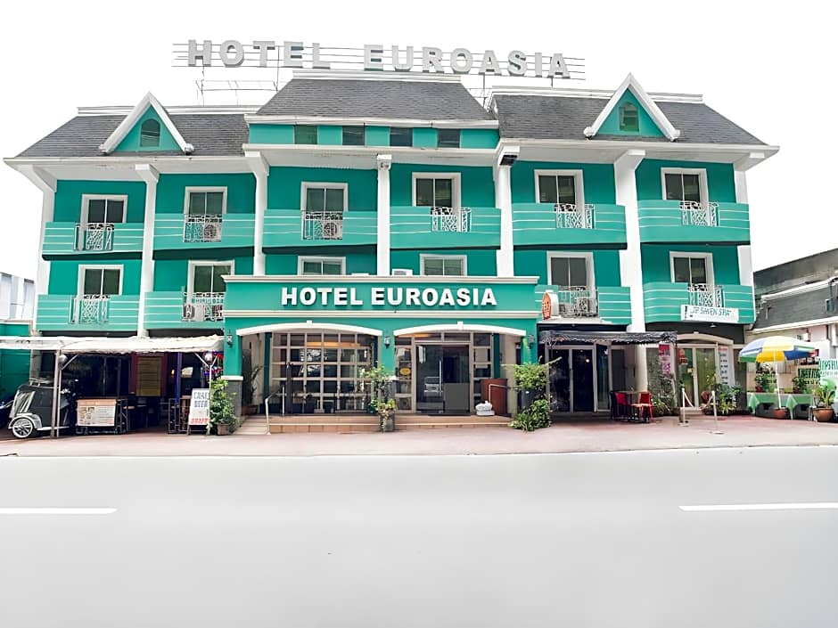 Hotel Euroasia by Bluebookers