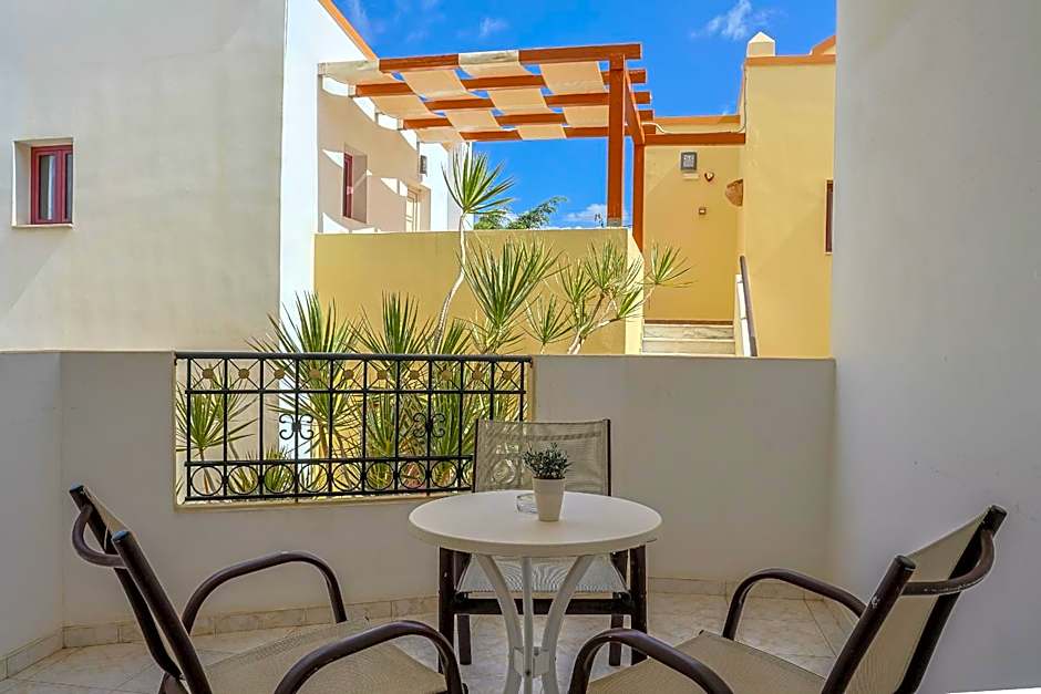 Irida Aparthotel Malia by Estia