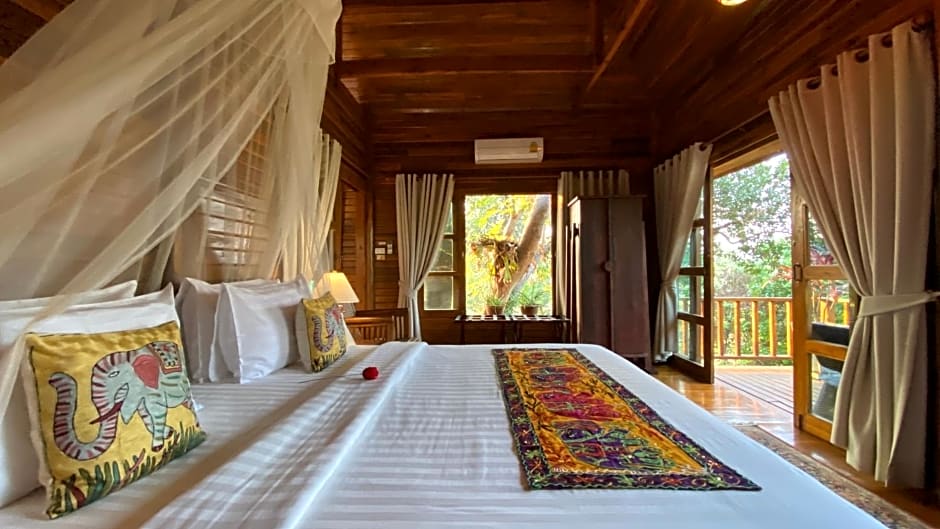 Nan Seasons Boutique Resort