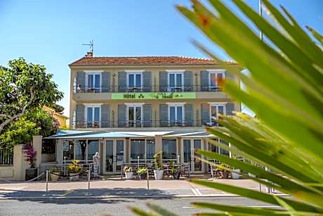 Hôtel du Bord de Mer "Le Vanillé"