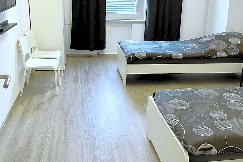 VAZ Apartments Birkenweiher für Monteure und Fachkräfte, WLAN,TV, Küche, 4-8 Personen