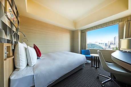 1 Double Bed Standard High Floor